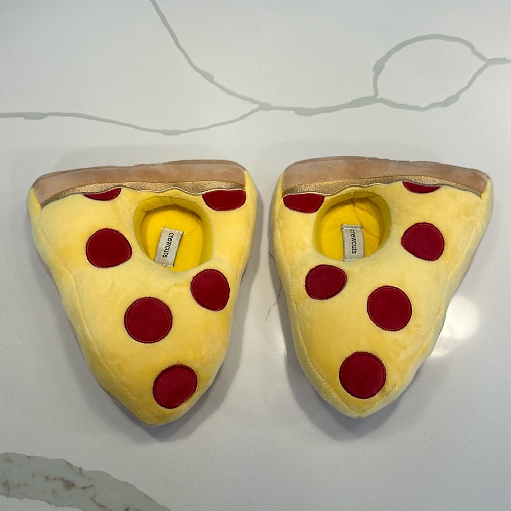 J crew crewcuts pepperoni pizza slippers toddler size k9 yellow  red 🍕